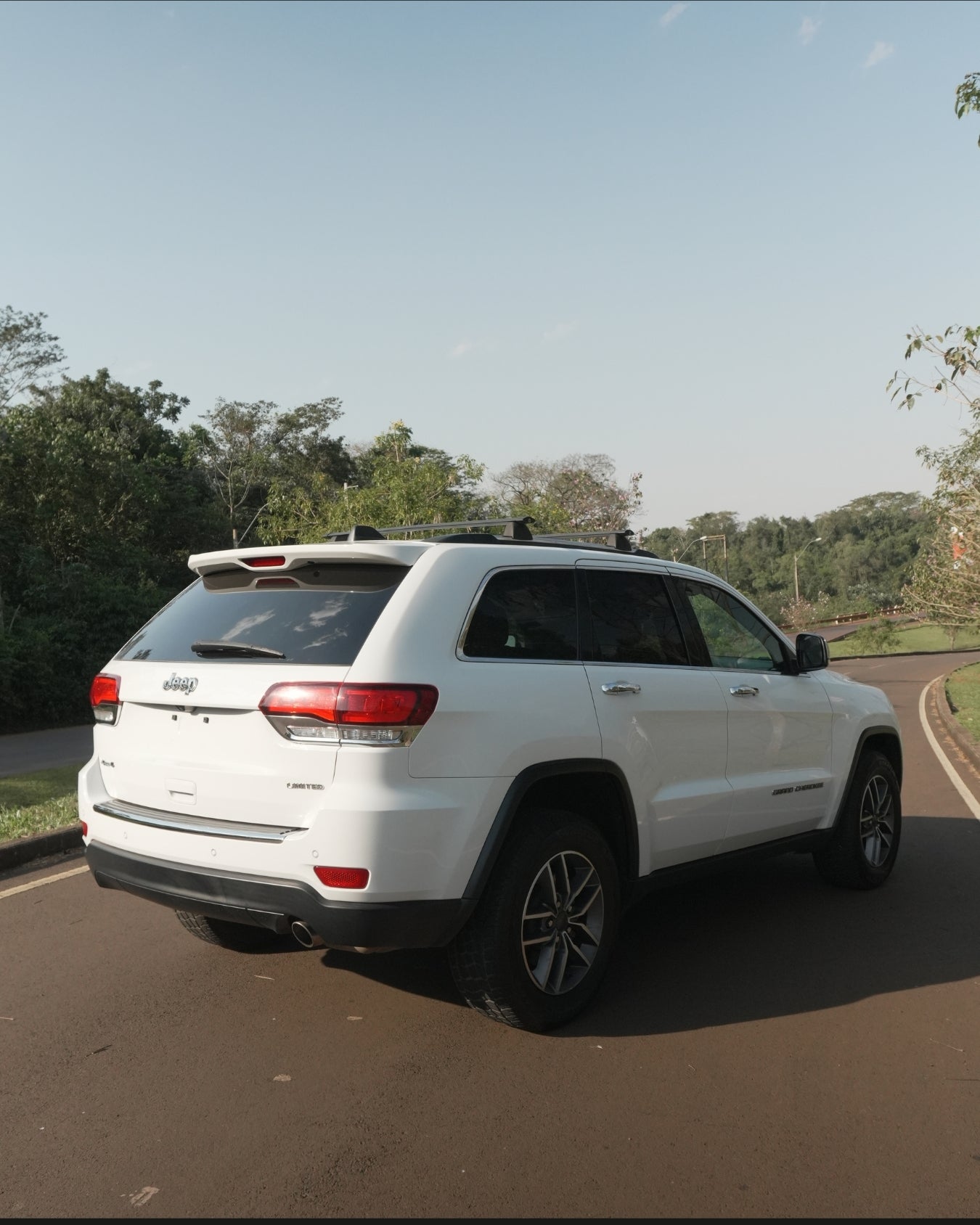 GRAND CHEROKEE LIMITED | 2021