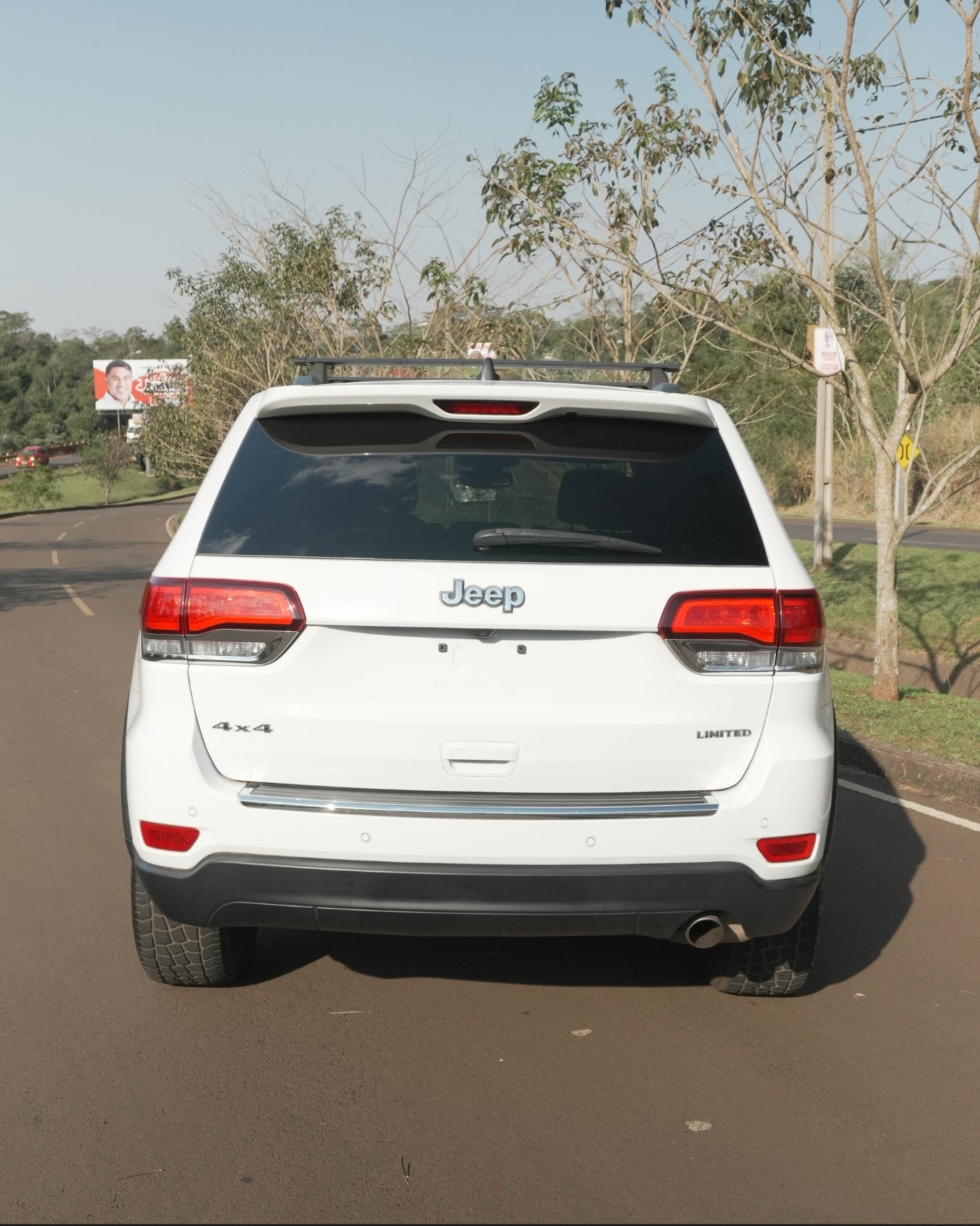 GRAND CHEROKEE LIMITED | 2021